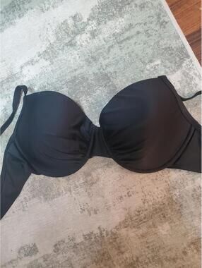 Merona brand Black Padded Underwire Bathing suit top